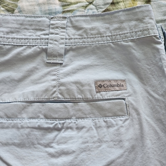 COLUMBIA MEN'S WASHED OUT SHORTS - Picture 5 of 9